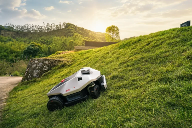 Goko Robot Lawn Mower M6: Redefining Smart, All-Terrain Lawn Automation